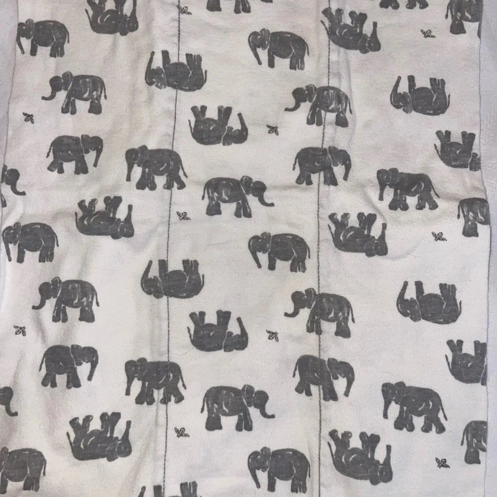Burt's Bees Baby Gray Elephant Print Muslin Burp Cloth